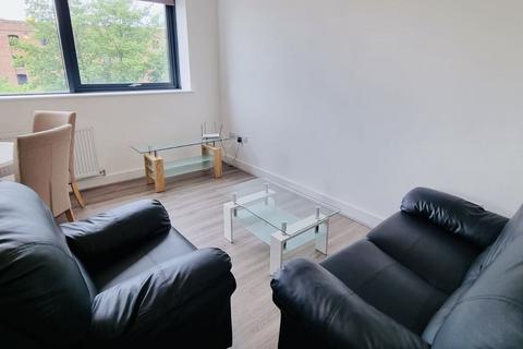 2 bedroom apartment to rent, 2 Bed Apt with balcony in The Baltic