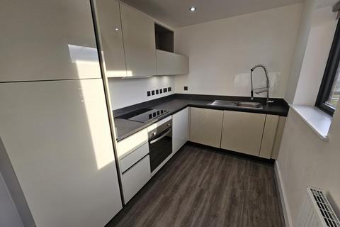 2 bedroom apartment to rent, 2 Bed Apt with balcony in The Baltic