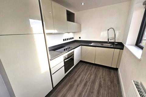 2 bedroom apartment to rent, 2 Bed Apt with balcony in The Baltic