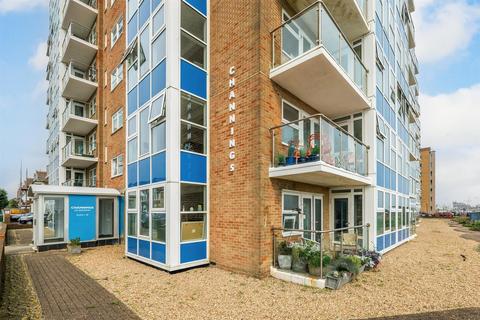 2 bedroom apartment for sale, Kingsway, Hove BN3