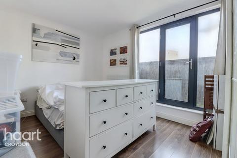 1 bedroom apartment for sale, Fellmongers Yard, Croydon