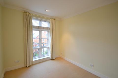 undefined, Holloway Drive, Virginia Water, GU25