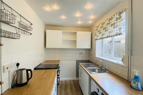 2 bedroom terraced house to rent, Russell Street, Gloucestershire GL51