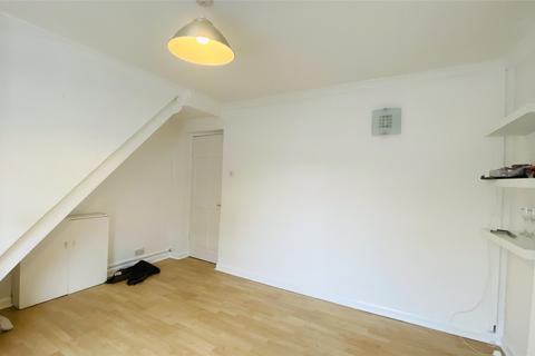 2 bedroom terraced house to rent, Russell Street, Gloucestershire GL51