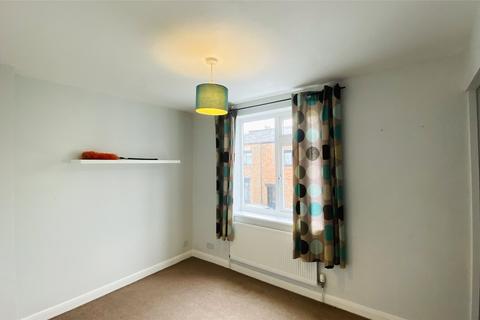 2 bedroom terraced house to rent, Russell Street, Gloucestershire GL51
