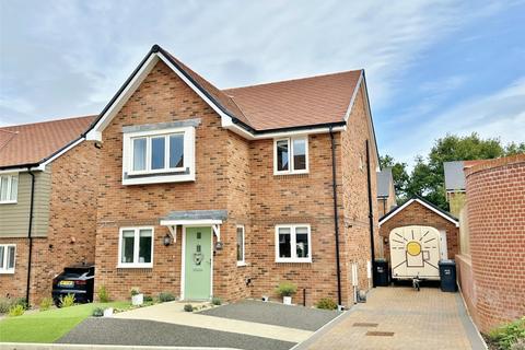 4 bedroom detached house for sale, Heathpoult Road, Verwood, Dorset, BH31