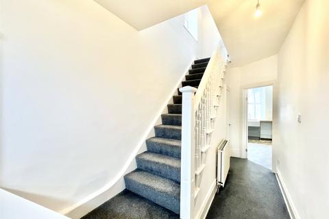 1 Dene View, Burnopfield, Newcastle Upon Tyne, NE16 6QA