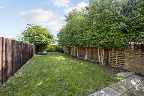 196 Grand Drive, London, SW20 9NB