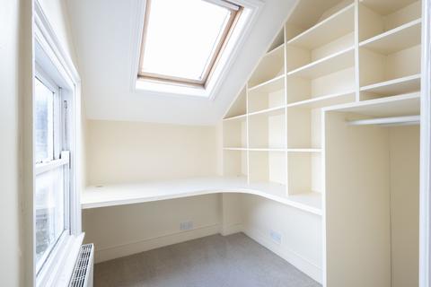 196 Grand Drive, London, SW20 9NB