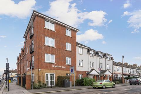 1 bedroom apartment for sale, Clifton Park Avenue, Raynes Park SW20