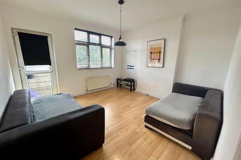 2 bedroom apartment for sale, Chingford mount road, Chingford, London