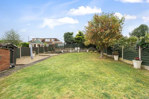 11 The Drive, Gravesend, DA12 4BY