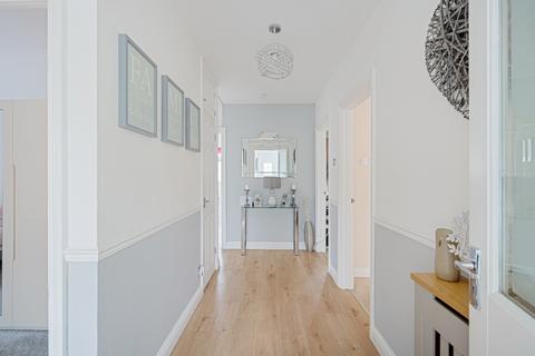 11 The Drive, Gravesend, DA12 4BY