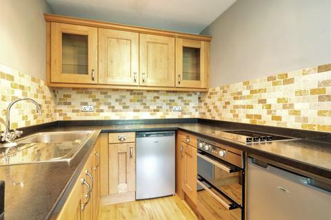 1 bedroom apartment for sale, Church Lane, London SW19