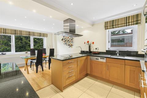 3 bedroom apartment for sale, Darnhills, Radlett