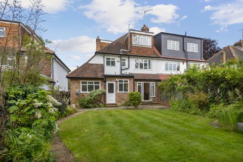 5 bedroom semi-detached house to rent, Holland Avenue, London SW20