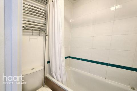 1 bedroom flat for sale, Lunham Road, LONDON