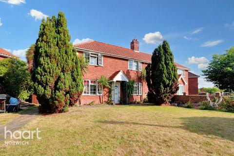 3 bedroom semi-detached house for sale, Bulmer Road, Norwich