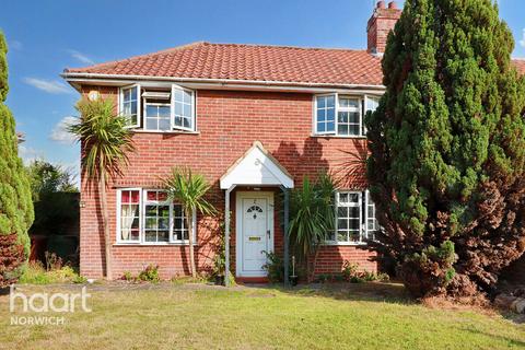 3 bedroom semi-detached house for sale, Bulmer Road, Norwich