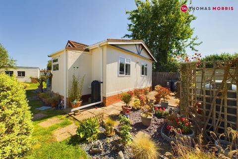 2 bedroom property for sale, The Paddock, Warboys PE28