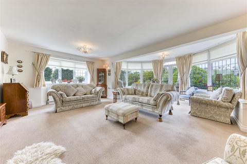 4 bedroom detached bungalow for sale, Hillside Road, Horning