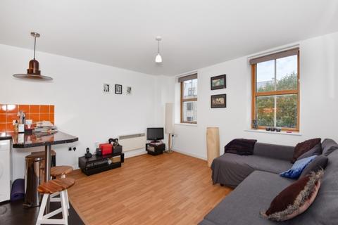 1 bedroom apartment to rent, 8 Hendre Road London SE1