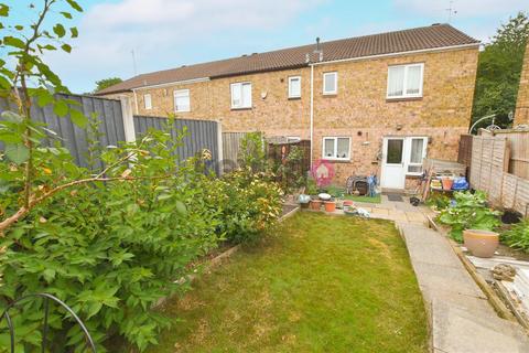 3 bedroom terraced house for sale, Clayton Hollow, Waterthorpe, Sheffield, S20