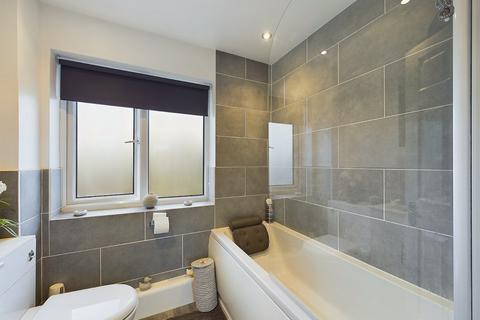 40 Brookside Road, Worcester, WR2 5PS