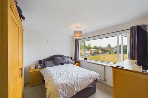 40 Brookside Road, Worcester, WR2 5PS