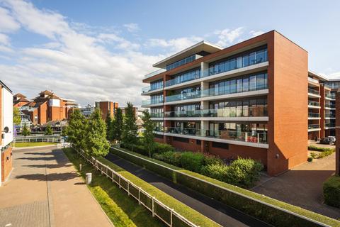 2 bedroom flat for sale, Racecourse Road, Newbury, RG14