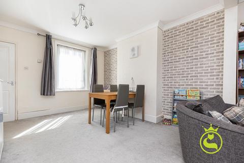 2 bedroom end of terrace house for sale, Victoria Road, Poole BH12