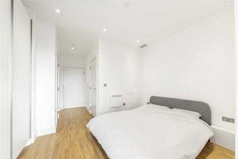 undefined, West Gate, London W5