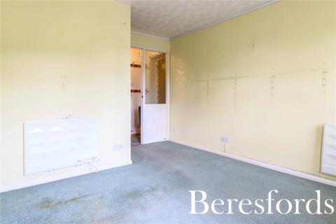 1 bedroom chalet for sale, Dorchester Road, Billericay, CM12