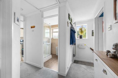 28 Wimborne Close, Epsom, KT17 4DP