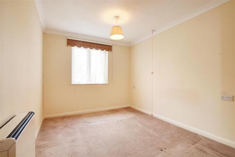 1 bedroom retirement property for sale, Acorn Court, Waltham Cross