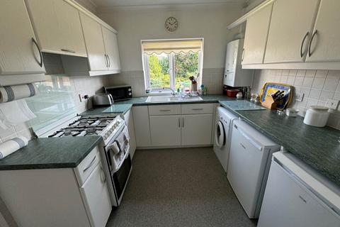 2 bedroom retirement property for sale, Sherford Court, Taunton TA1