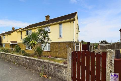 2 bedroom semi-detached house for sale, Wilberforce Way, Gravesend