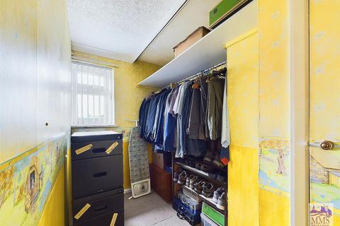 25 Wilberforce Way, Gravesend, DA12 5DG