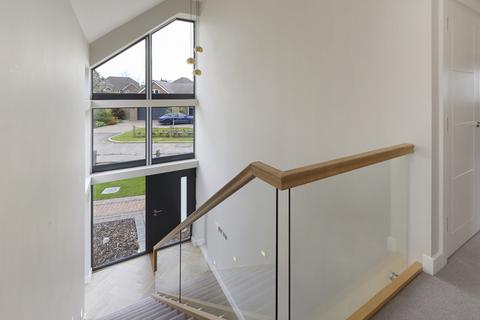 5 bedroom detached house for sale, Warmlake Orchard, Sutton Valence, Maidstone, Kent, ME17 3TU