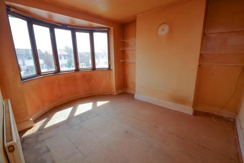 1 bedroom flat for sale, Eastcote Lane, Harrow, HA2 9AQ