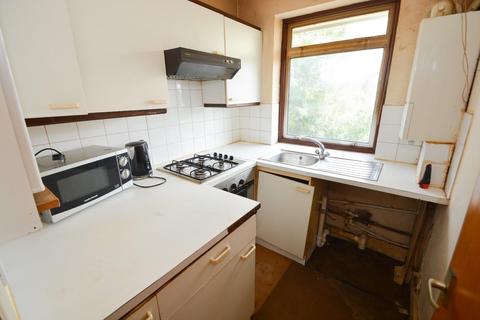 1 bedroom flat for sale, Eastcote Lane, Harrow, HA2 9AQ