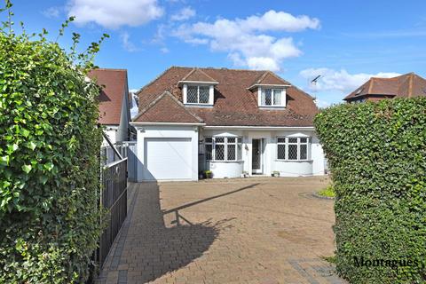 4 bedroom detached house for sale, Vicarage Lane, North Weald, CM16