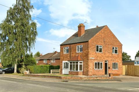 3 bedroom detached house for sale, Rugby Road, Cubbington, Leamington Spa