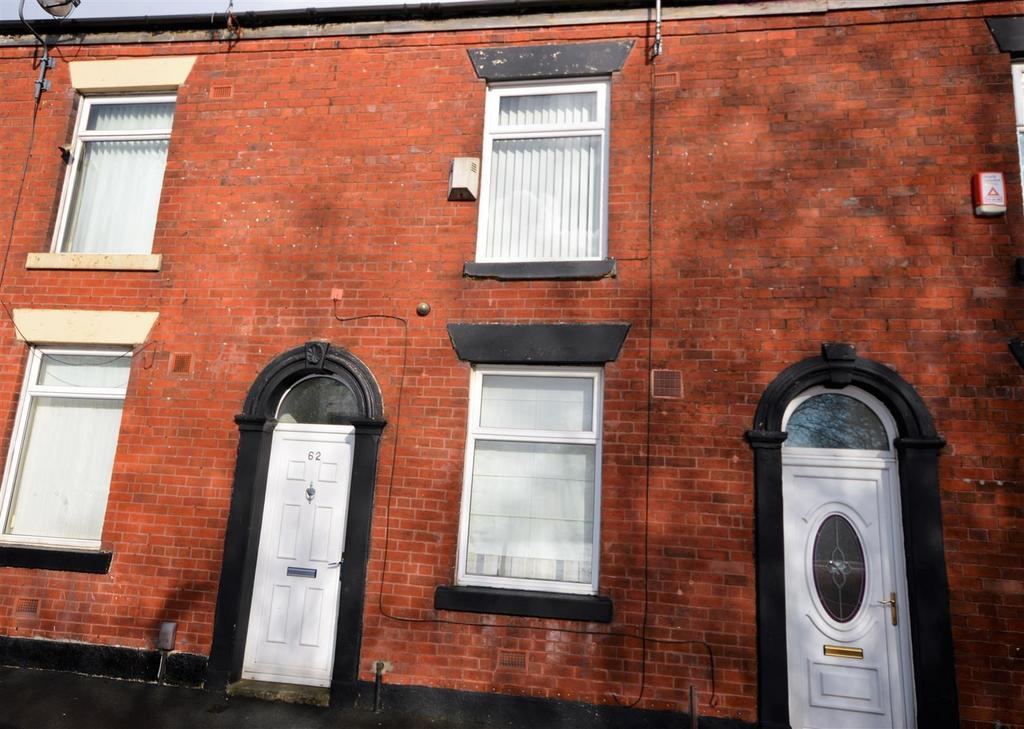 Afghan Street, Oldham 2 bed terraced house to rent £850 pcm (£196 pw)