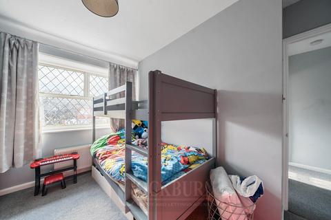5 Bilsby Grove, London, SE9 4BS