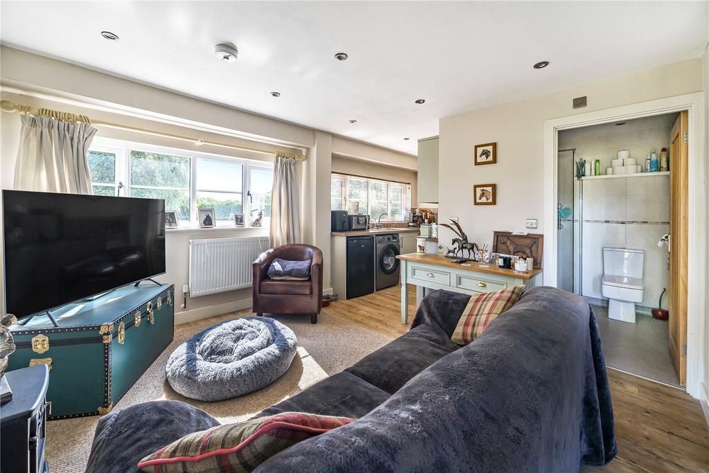 Lower Stone, Berkeley... 4 bed equestrian property for sale £995,000