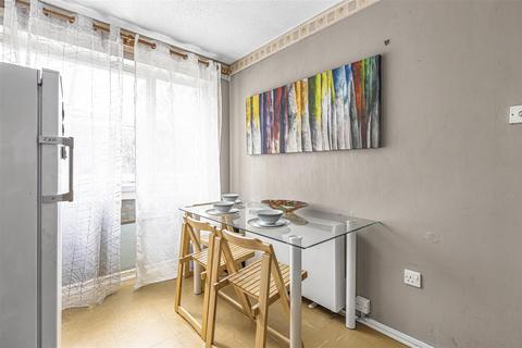 3 bedroom end of terrace house for sale, Ozier Court, Saffron Walden CB11