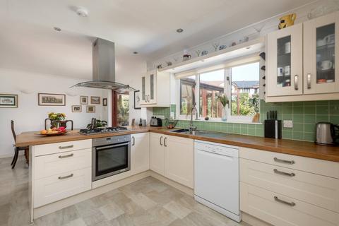 25 Knowesley Park, Haddington, EH41 3TB