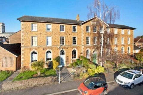 2 bedroom townhouse for sale, Trinity Road, Taunton TA1