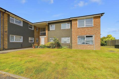 2 bedroom flat for sale, Bridge Close, Lancing